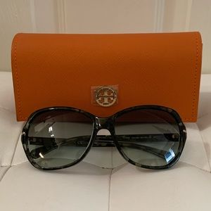 Tory Burch Deep Green Gunglasses